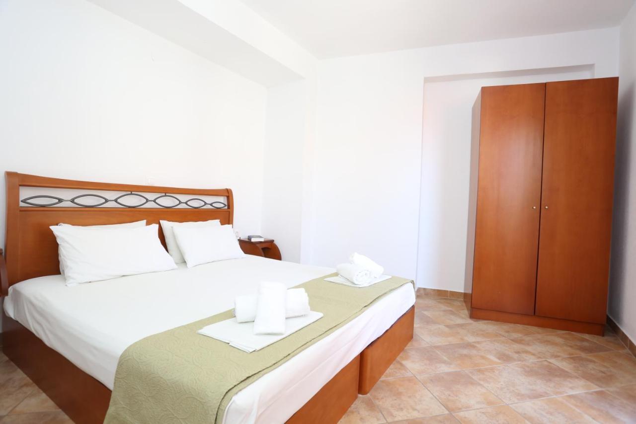 Palia Platia Apartments Pefkochori Bagian luar foto