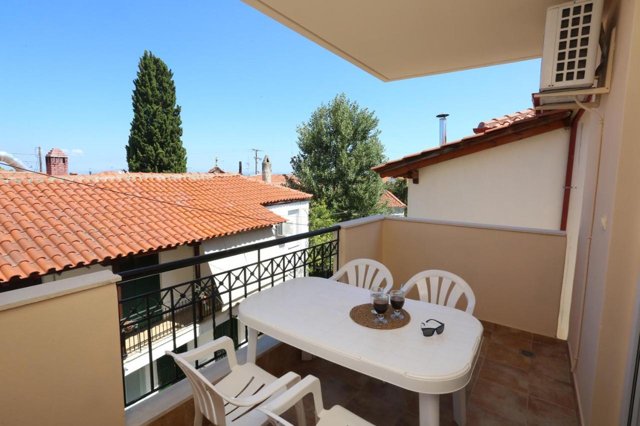 Palia Platia Apartments Pefkochori Bagian luar foto