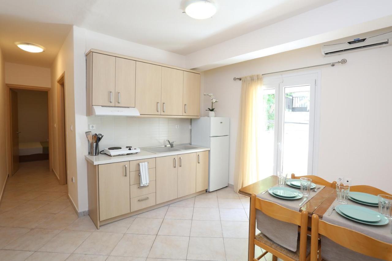Palia Platia Apartments Pefkochori Bagian luar foto