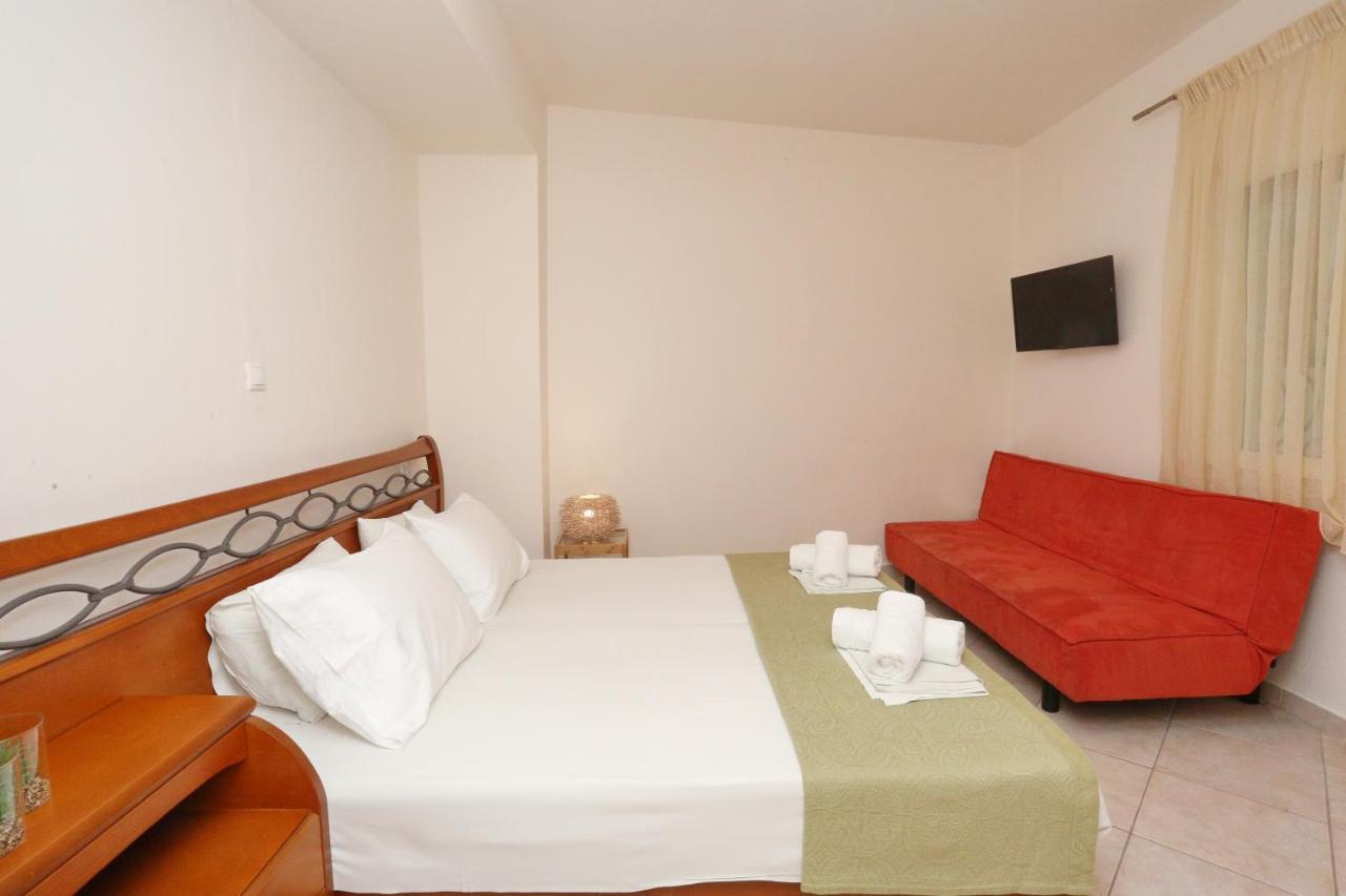 Palia Platia Apartments Pefkochori Bagian luar foto