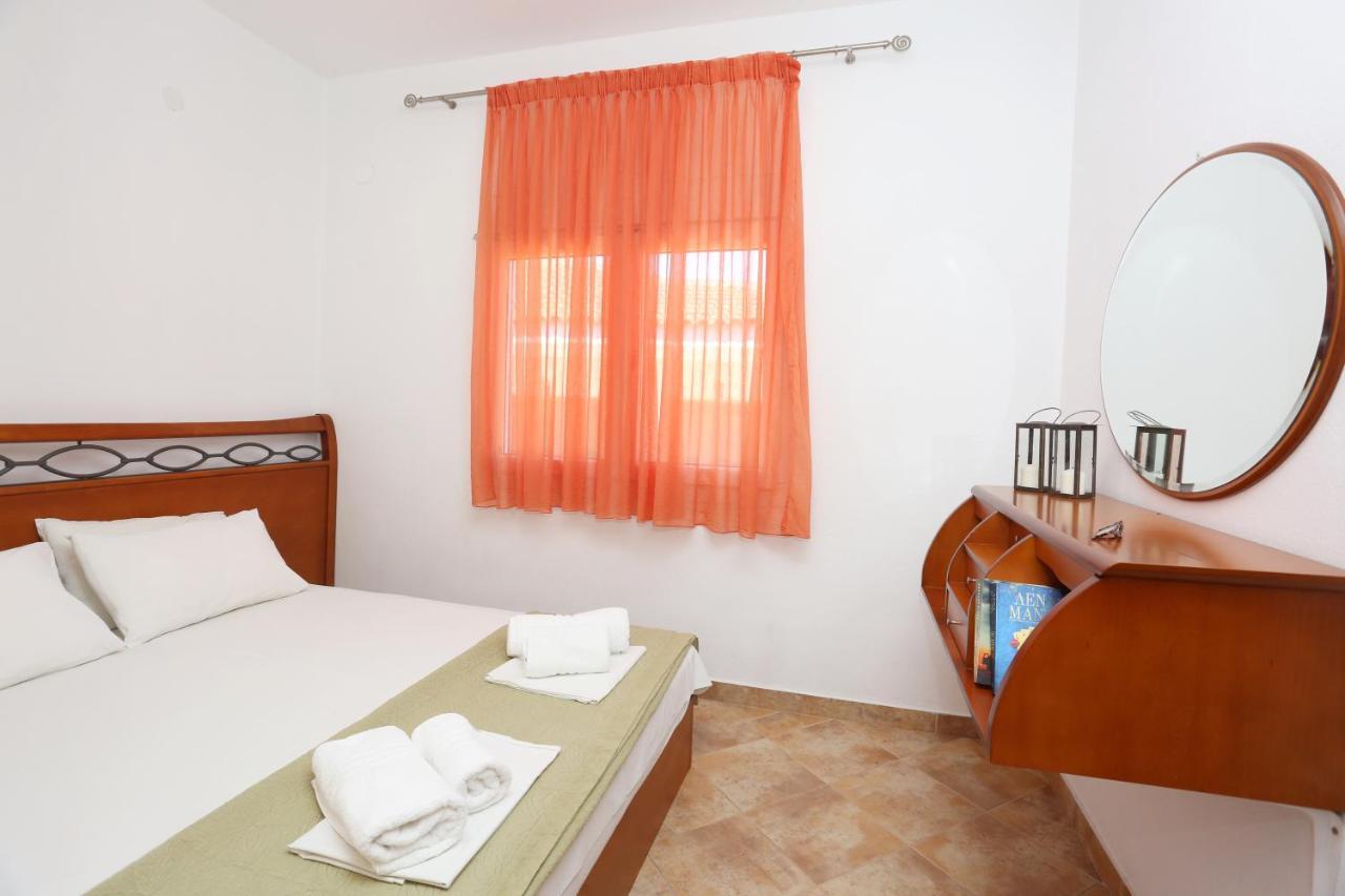 Palia Platia Apartments Pefkochori Bagian luar foto