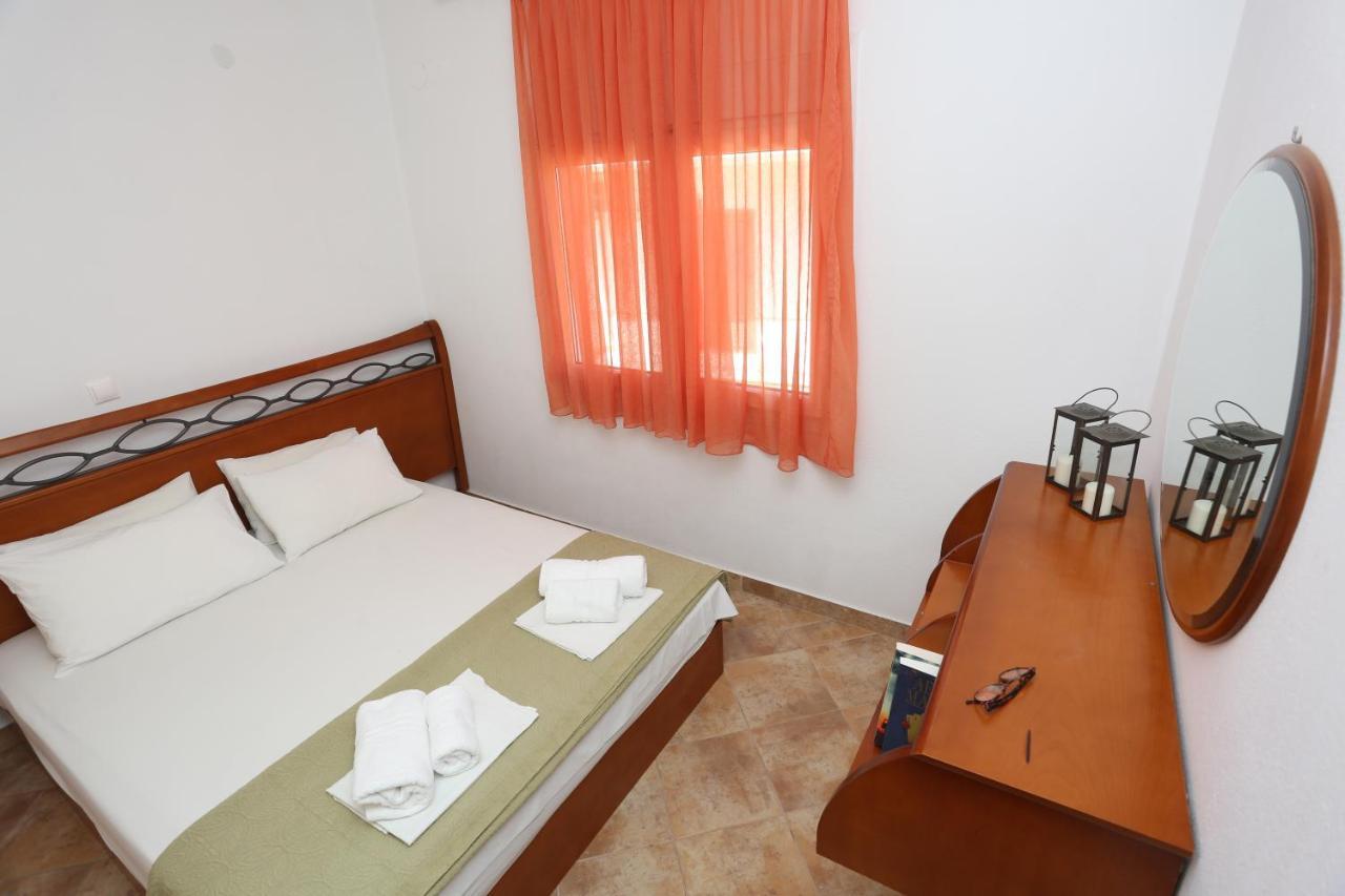 Palia Platia Apartments Pefkochori Bagian luar foto