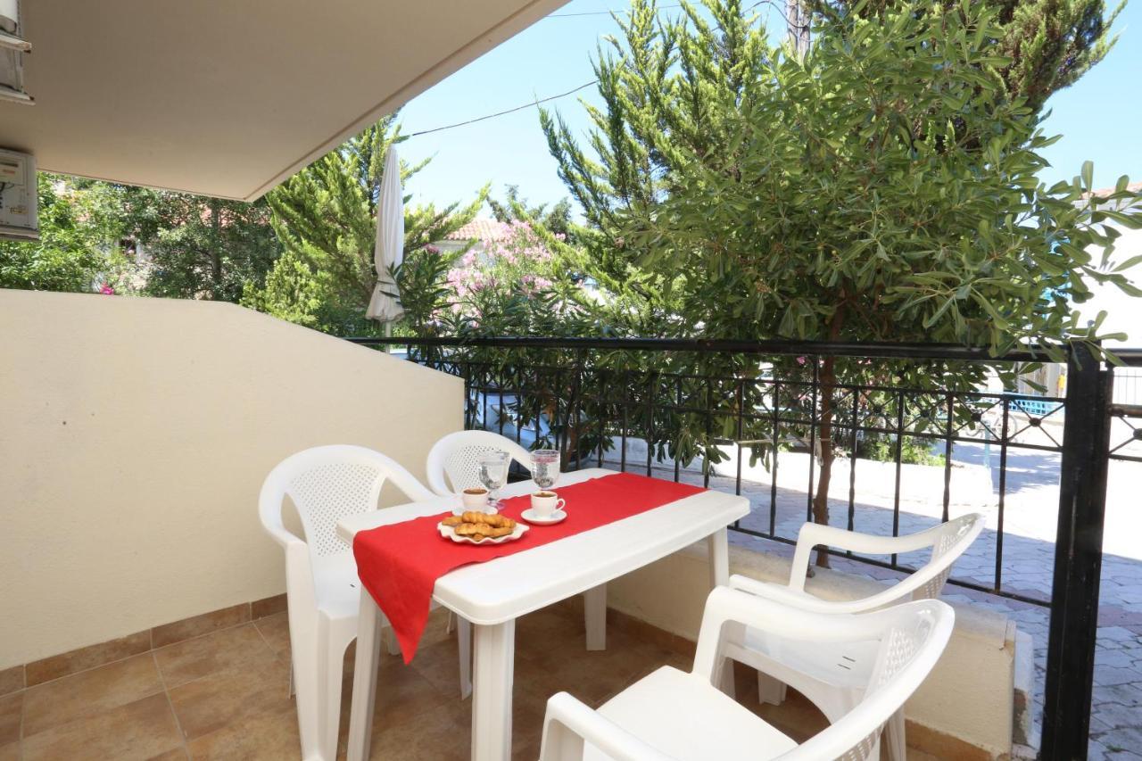 Palia Platia Apartments Pefkochori Bagian luar foto